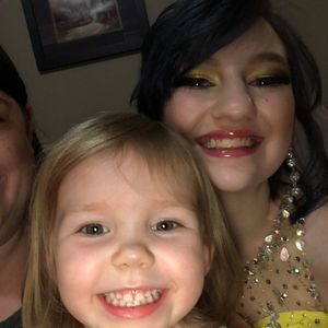 Meet your Posher, Alexandra